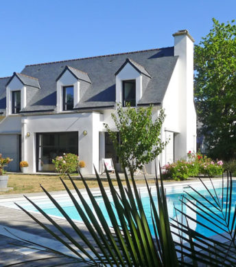 Maison d’architecte avec piscine à la Trinité sur Mer