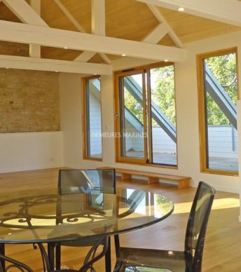 Superbe duplex à proximité de Vannes avec un espace atelier/loft