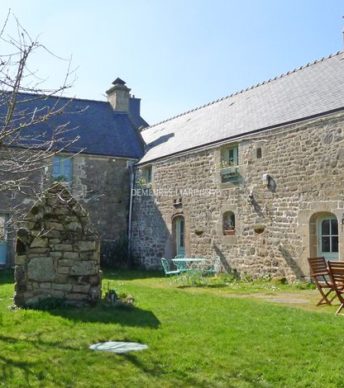 Propriété en pierre du XVIIème à proximité d’Auray