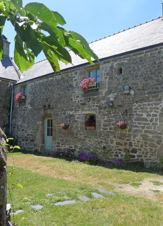 Maison en pierre à proximité d’Auray