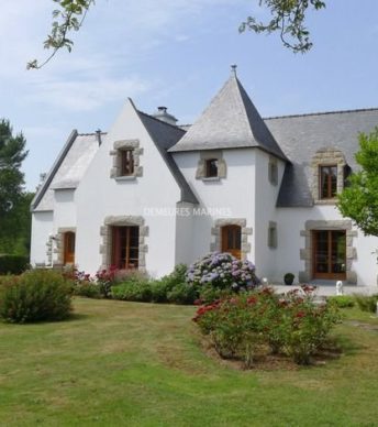 Propriété familiale avec tennis à proximité d’Auray et des plages