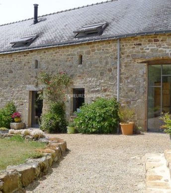 Magnifique demeure en pierre à proximité d’Auray