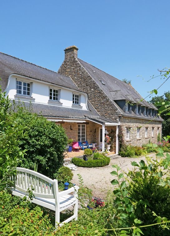 Ensemble immobilier Plouhinec Morbihan