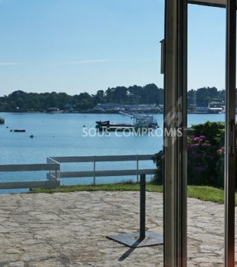 Maison d’architecte de plain-pied vue mer à la Trinité-sur-Mer