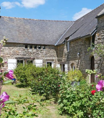 Propriété en pierre à proximité d’Auray