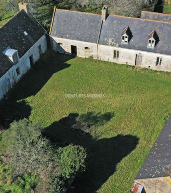 Ensemble en pierre à rénover à Pont-L’Abbé dans le Finistère