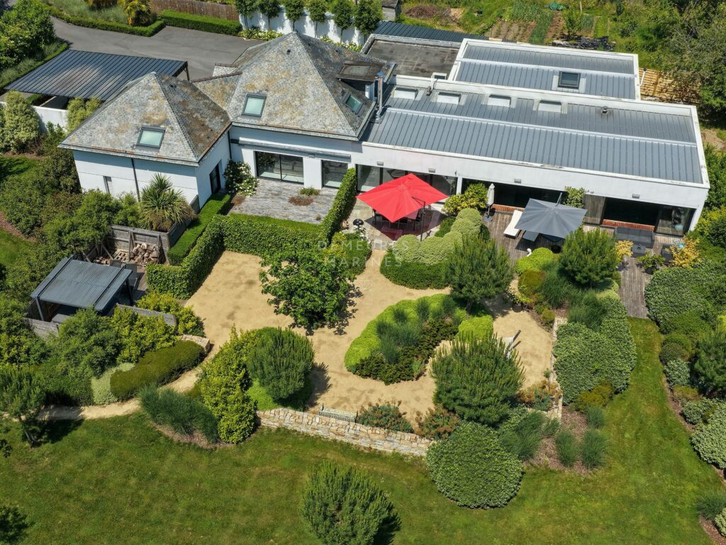 Demeure Architecte Piscine intérieure Vannes Demeures Marines Morbihan Plescop