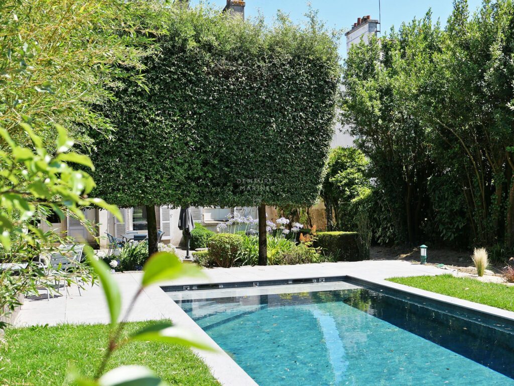 Demeure Exception Piscine Centre-ville Historique Quartier Albert 1er Vannes Demeures Marines