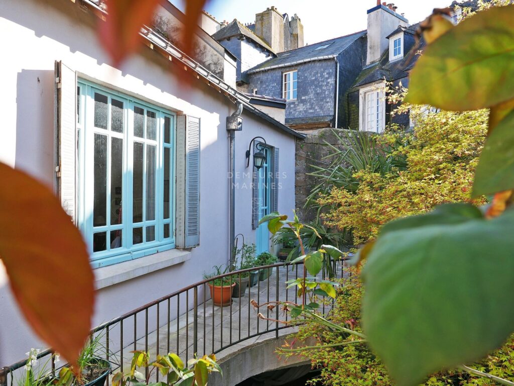 Demeure Maison Appartement Charme Jardin Terrasse Centre historique Vannes Morbihan Demeures Marines