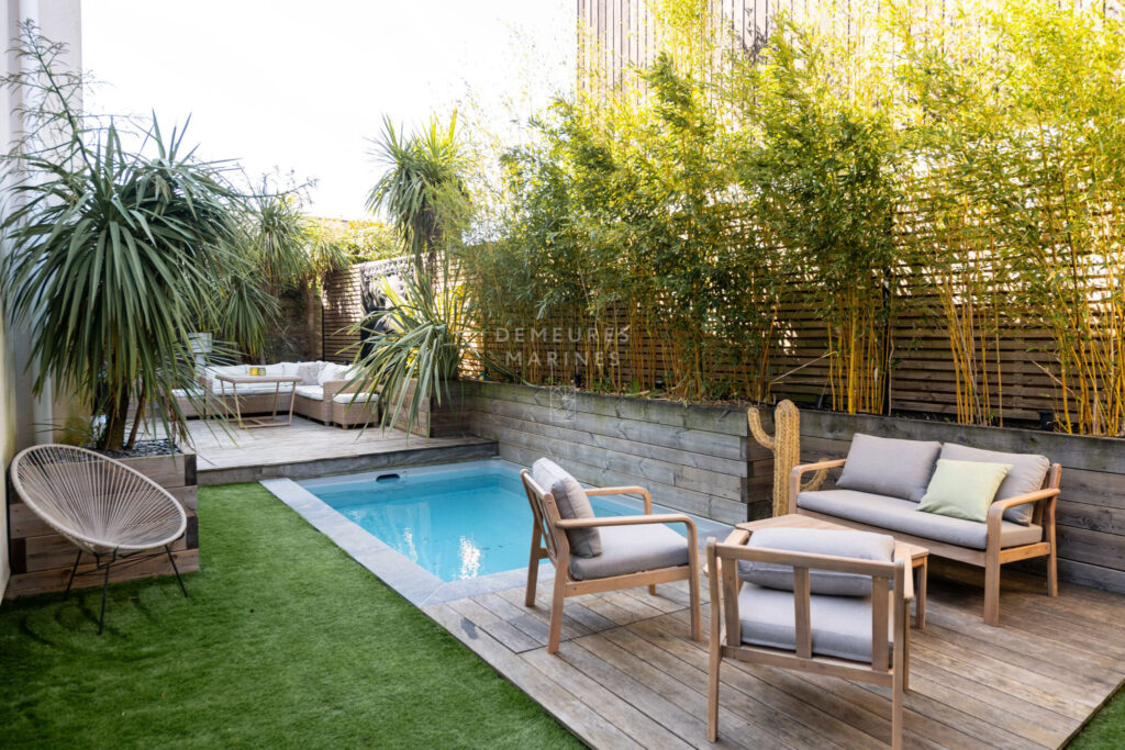 Maison Bourgeoise Piscine Dépendance Vannes Historique Maître Lumineuse Demeures Marines