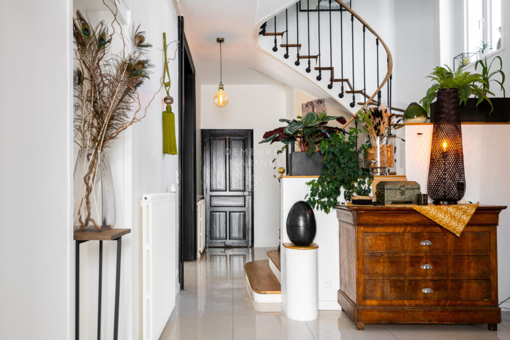 Maison Bourgeoise Piscine Dépendance Vannes Historique Maître Lumineuse Demeures Marines