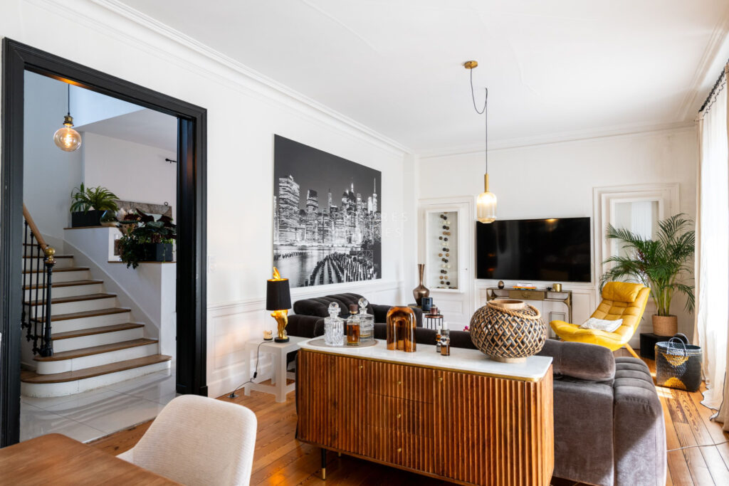 Maison Bourgeoise Piscine Dépendance Vannes Historique Maître Lumineuse Demeures Marines