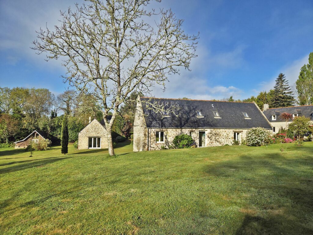 Propriété Ensemble Pierre Charme Plomelin Finistère Demeures Marines