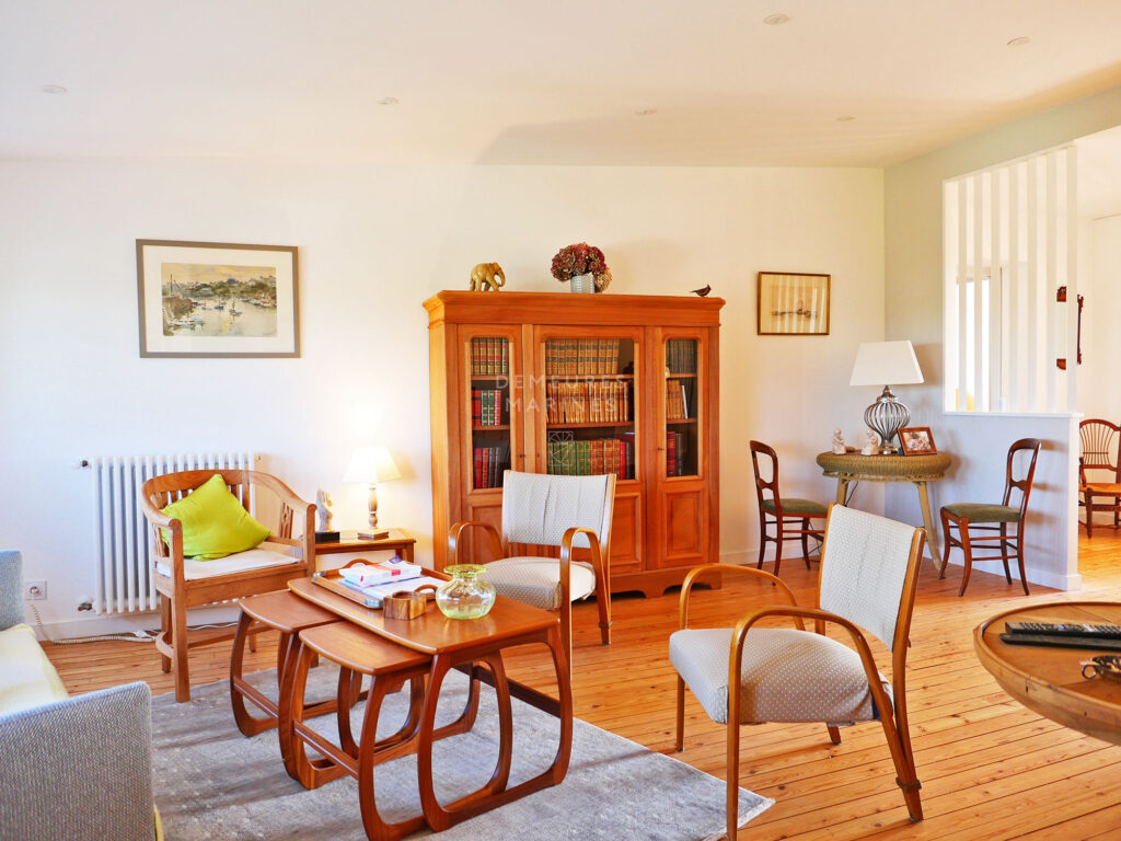 Appartement Demeures Marines Auray Morbihan Dernier étage Charme Ascenseur Élégant