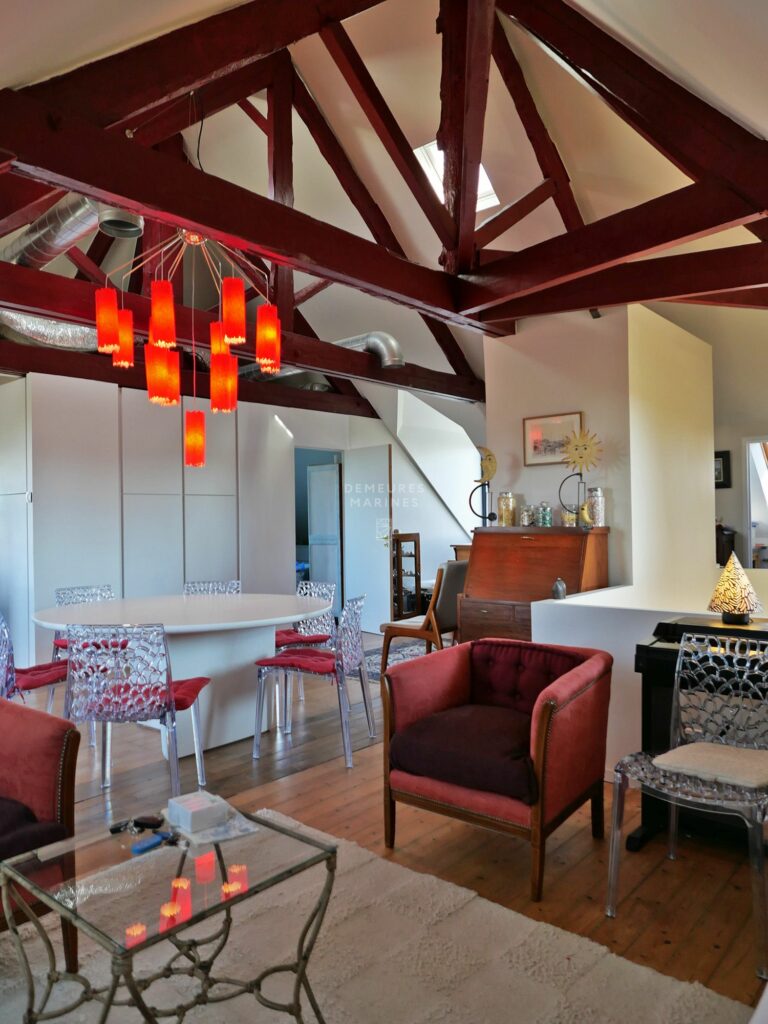 Ensemble Immobilier Propriété Charme Dépendance Île de Groix Demeures Marines Morbihan Bretagne