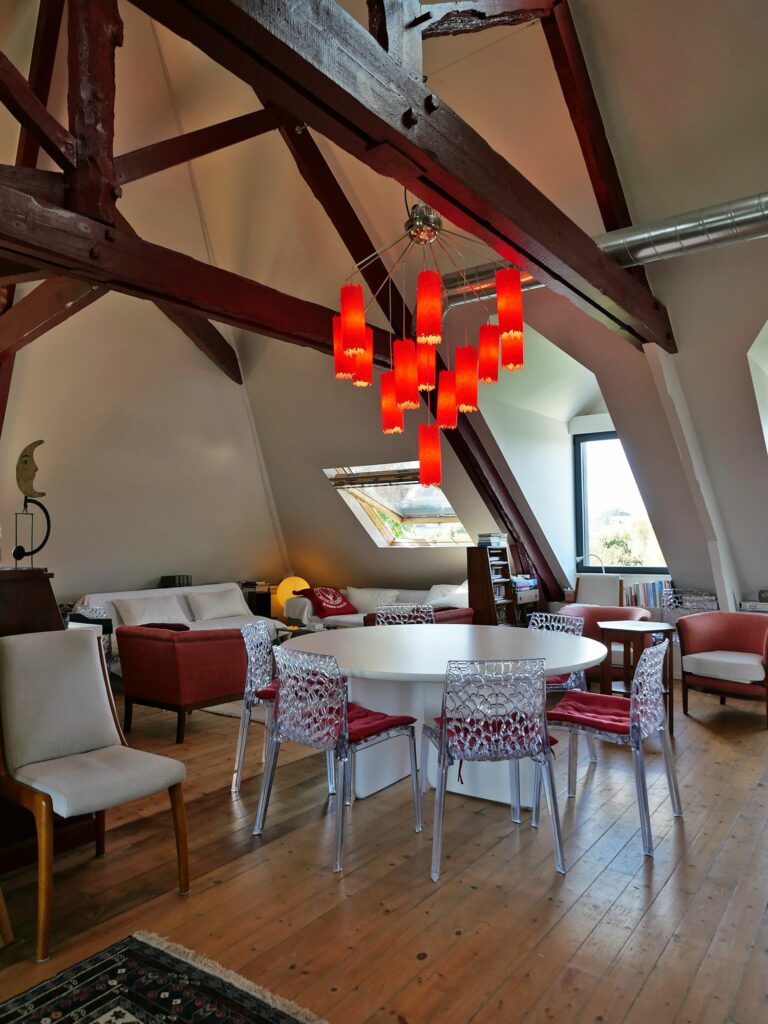 Ensemble Immobilier Propriété Charme Dépendance Île de Groix Demeures Marines Morbihan Bretagne