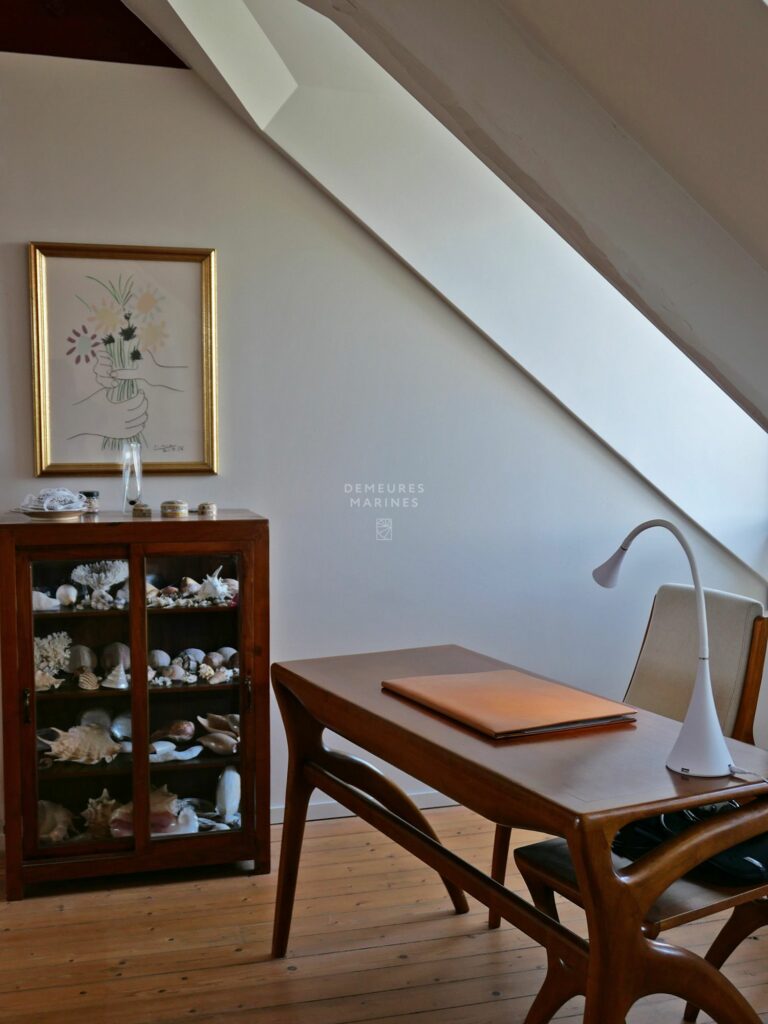 Ensemble Immobilier Propriété Charme Dépendance Île de Groix Demeures Marines Morbihan Bretagne