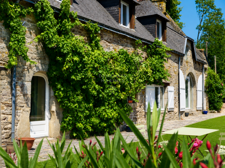Propriété Dépendances Morbihan Grand-Champ Bretagne Pierre Charme Demeures Marines Campagne