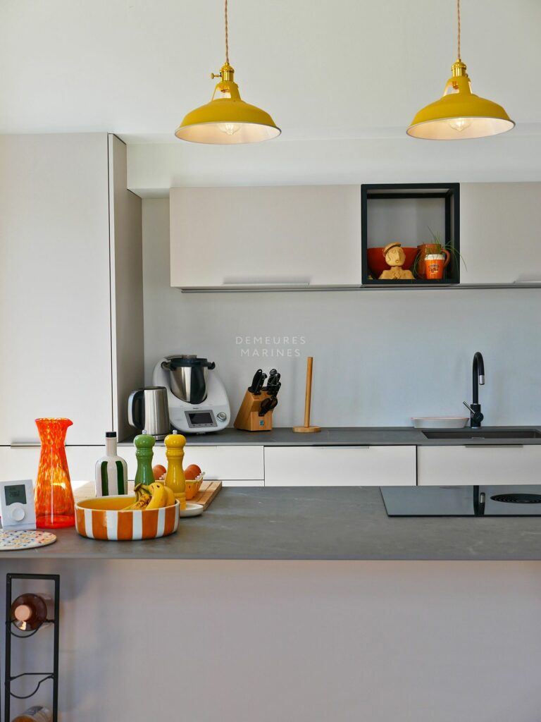 Appartement Vannes Intra-muros Demeures Marines Charme Rénové Bretagne Élégant Centre historique