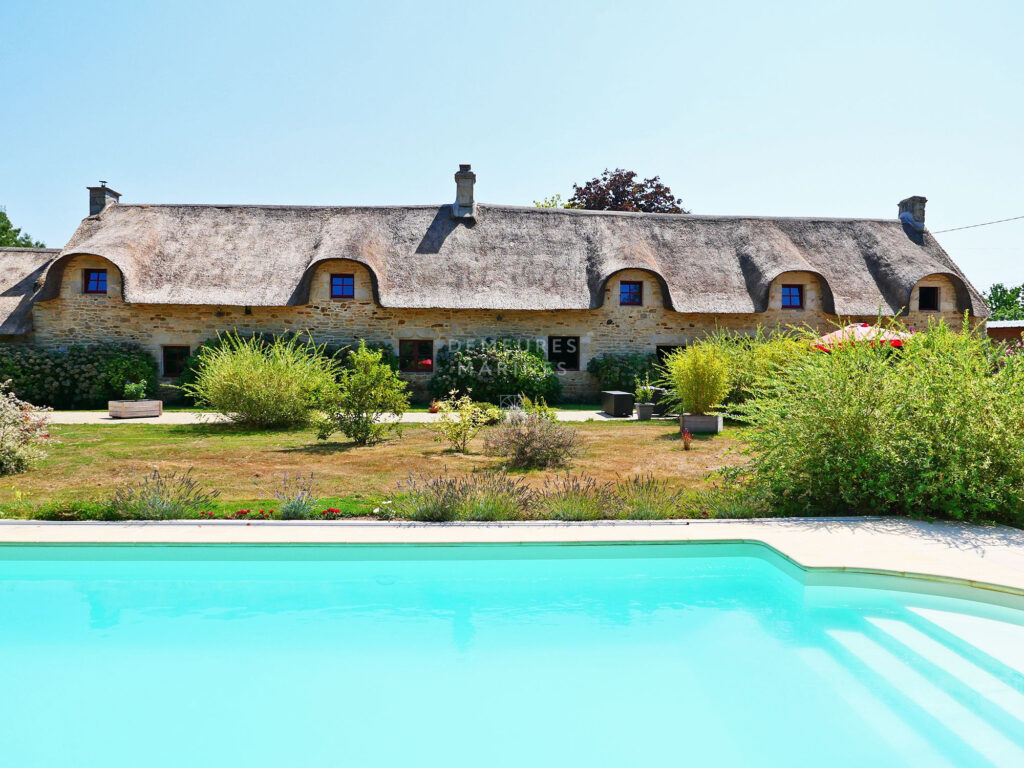 Propriété Charme Gîtes Piscine Portes de Vannes Locqueltas Morbihan Demeures Marines Bretagne Pierre