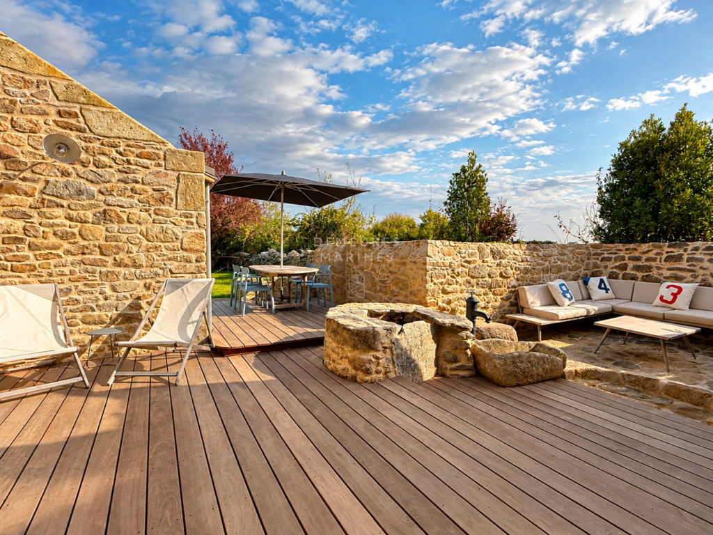 Demeure Charme Rénovation Exception Kervalet Batz-Sur-Mer Bretagne Loire-Atlantique Pierre Contemporaine Demeures Marines Village Poutre Terrasse